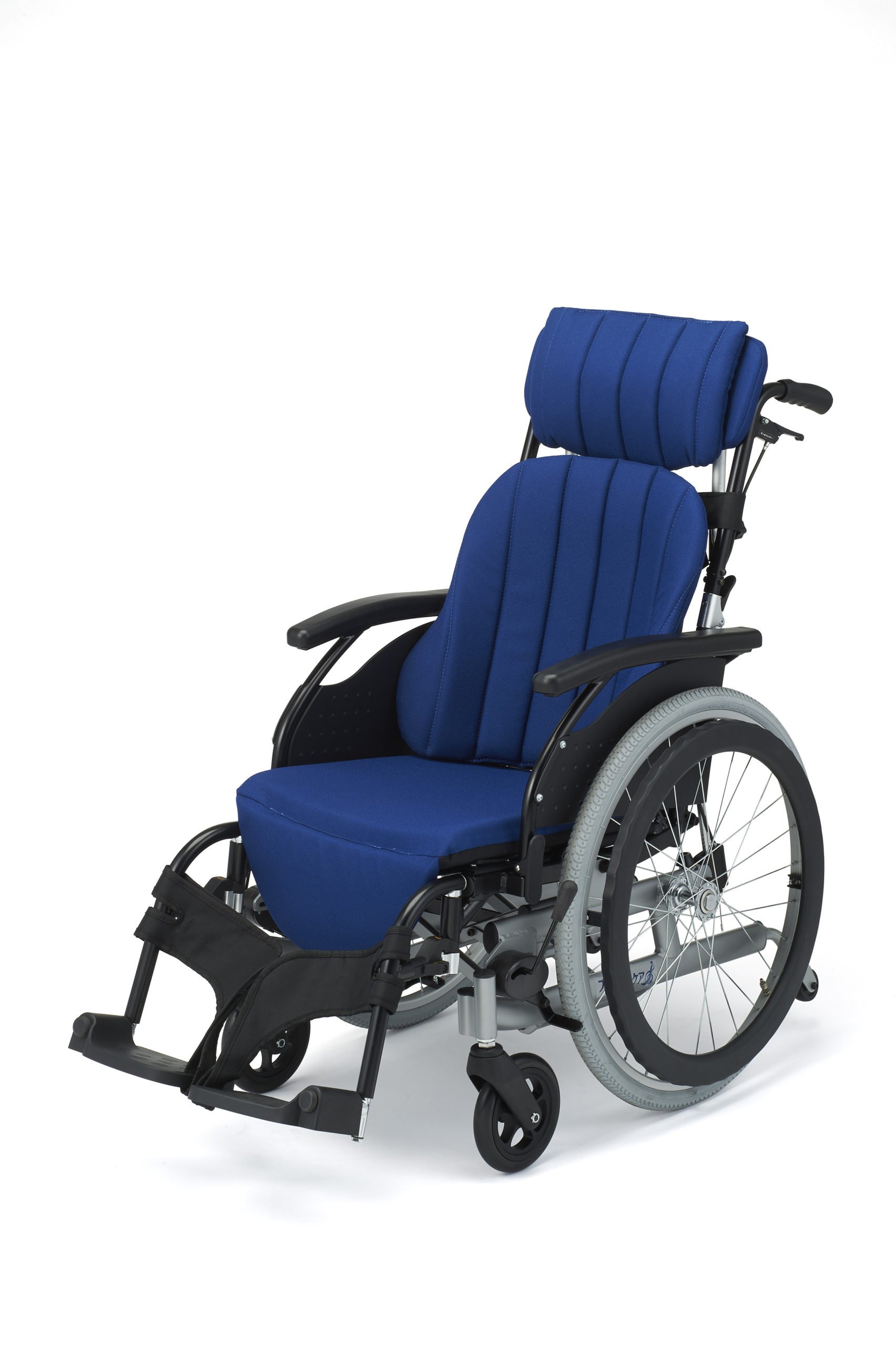 【在庫日本製】介護用車椅子　ニュースゥイングプラス　NSW-2 自助具・リハビリ用品